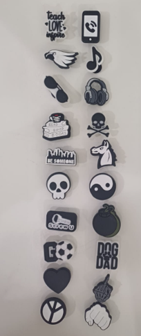Charms Blanco y negro