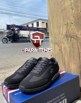 Tenis polo
