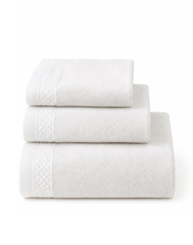 TOALLA BLANCA CON CENEFA DECORATIVA PARA BANO