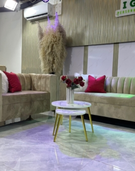 JUEGO DE MUEBLES CUADRADOS