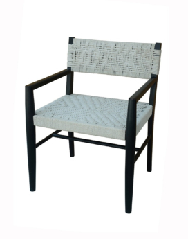 SILLA CON BRAZOS PERRU
