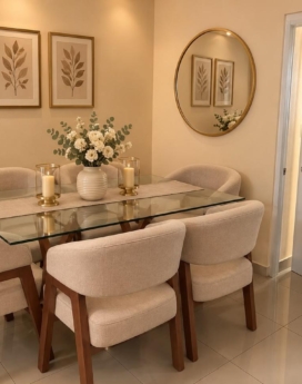 JUEGO DE COMEDOR EN CAOBA 6/S
